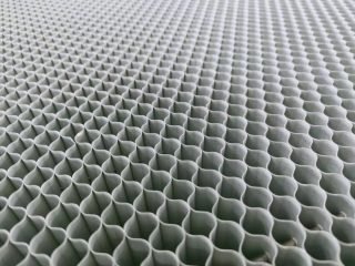 HONEYCOMB TABLE
