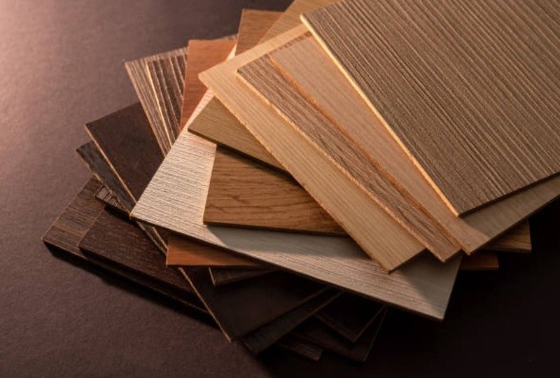 Plywood in various textures and colors