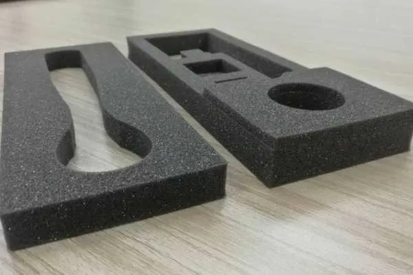 Laser-cut foam packaging insert