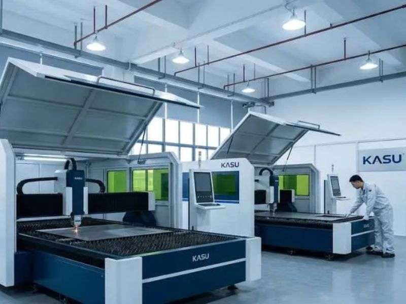 kasu-fiber-laser-machine-factory-floor